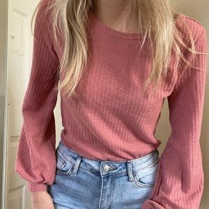 pinkish long sleeve with puffed sleeves at the end